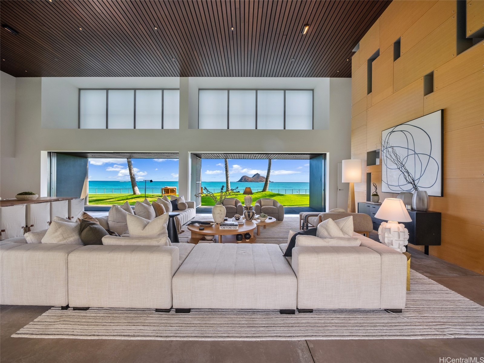 1240 Mokulua Drive