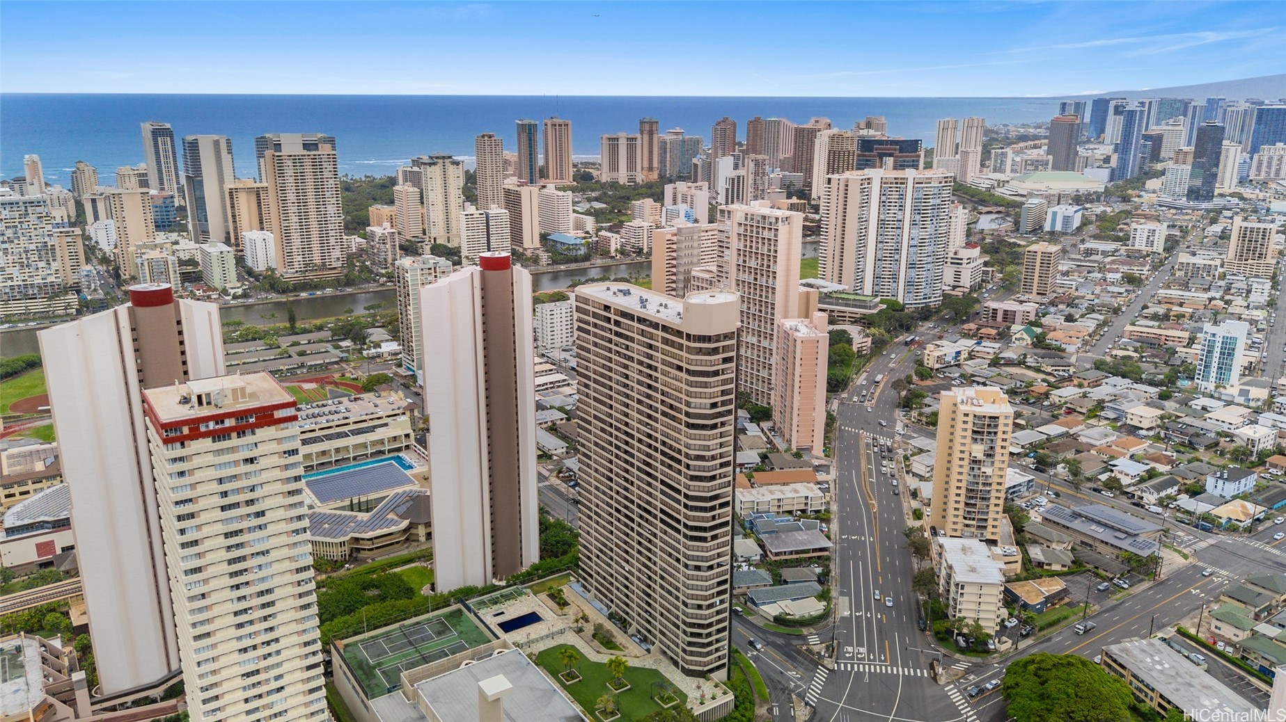2499 Kapiolani Boulevard 2703