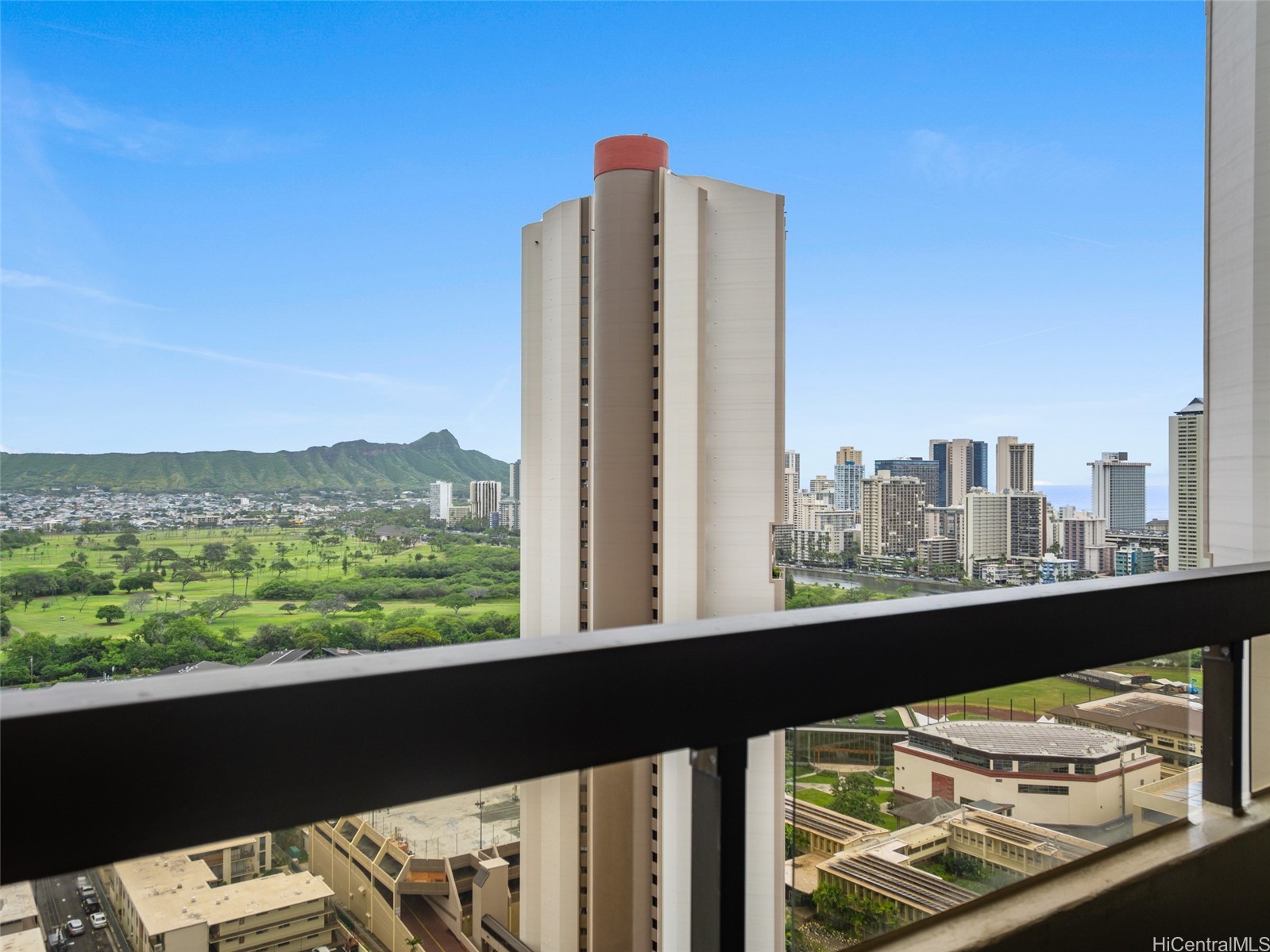 2499 Kapiolani Boulevard 2703