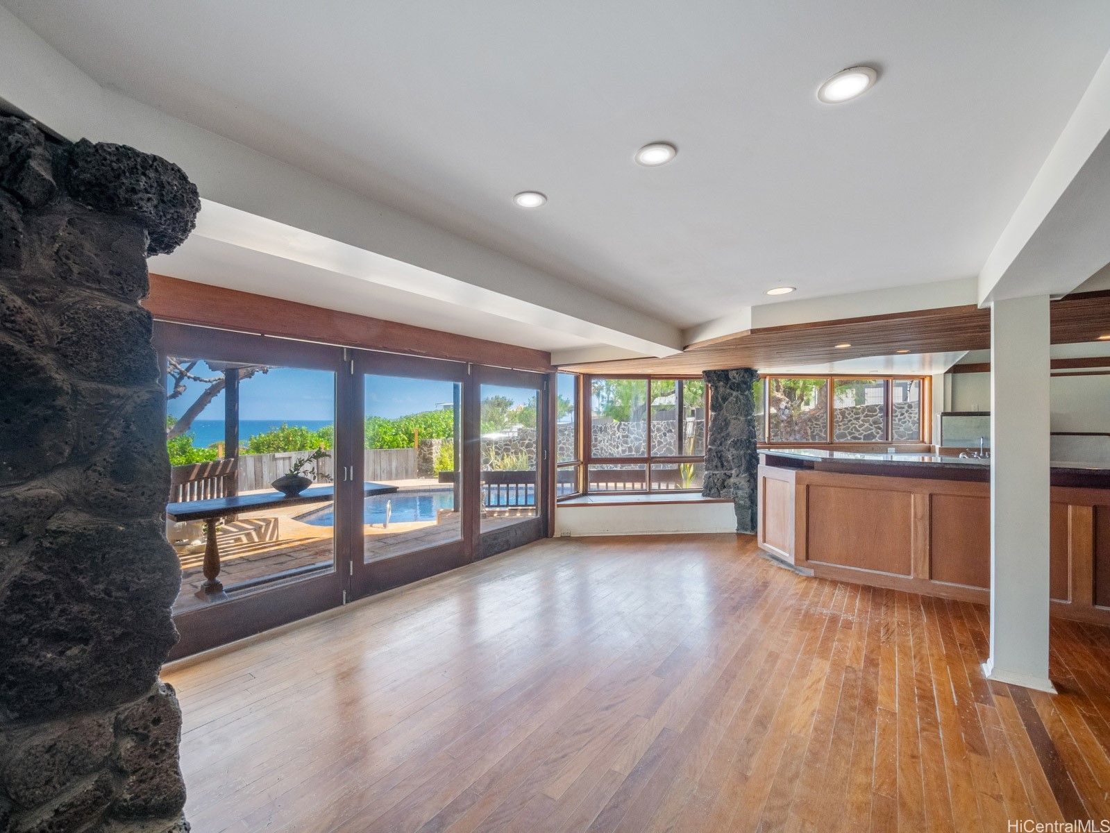 4134 Black Point Road