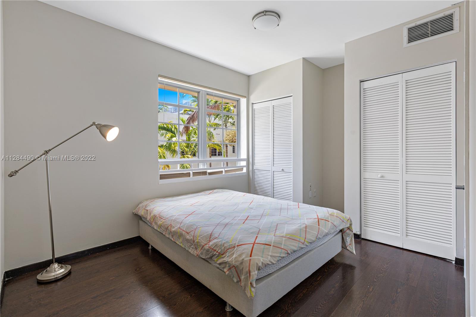 435 21st St Unit: 221