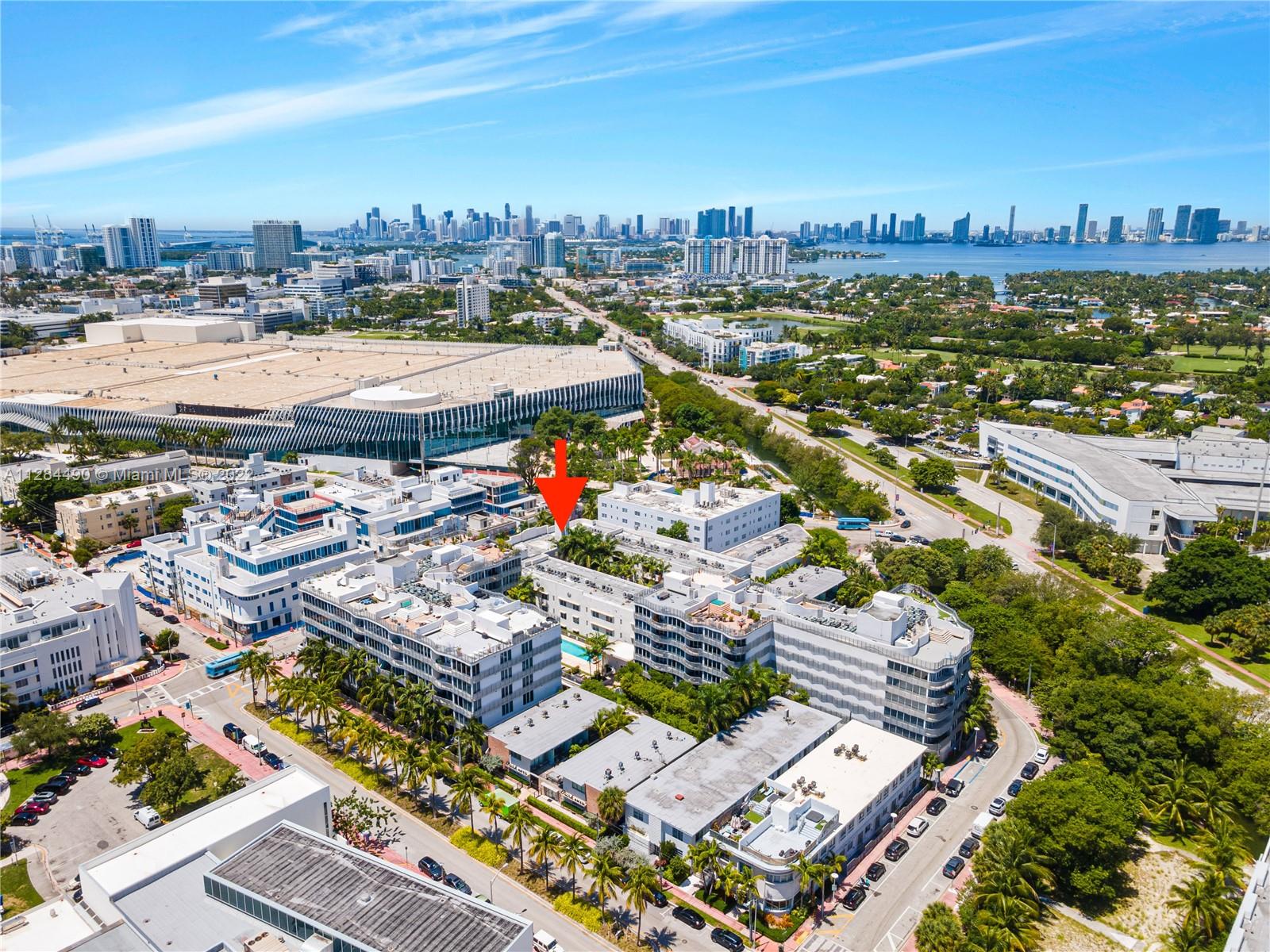 435 21st St Unit: 221