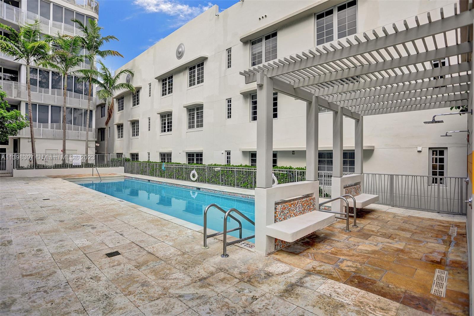 435 21st St Unit: 210