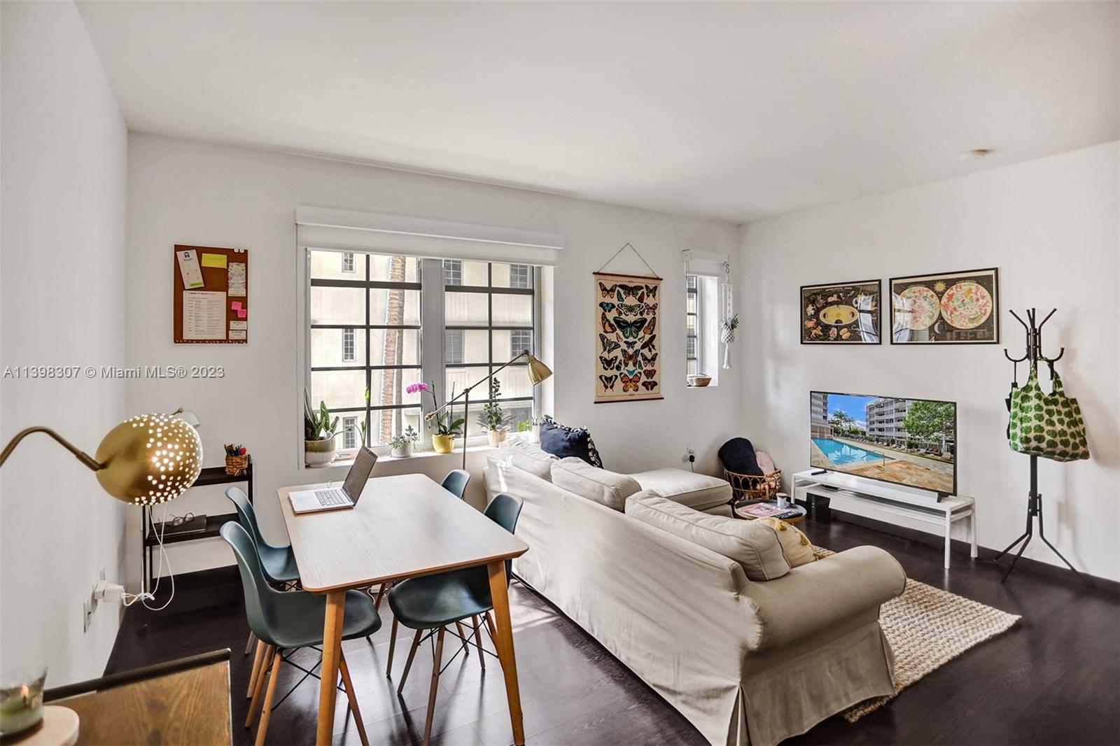 435 21st St Unit: 210