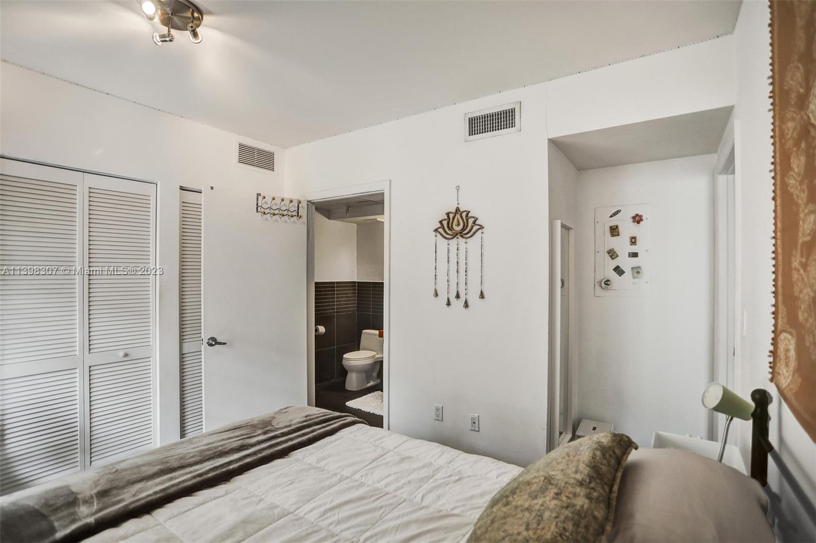 435 21st St Unit: 210