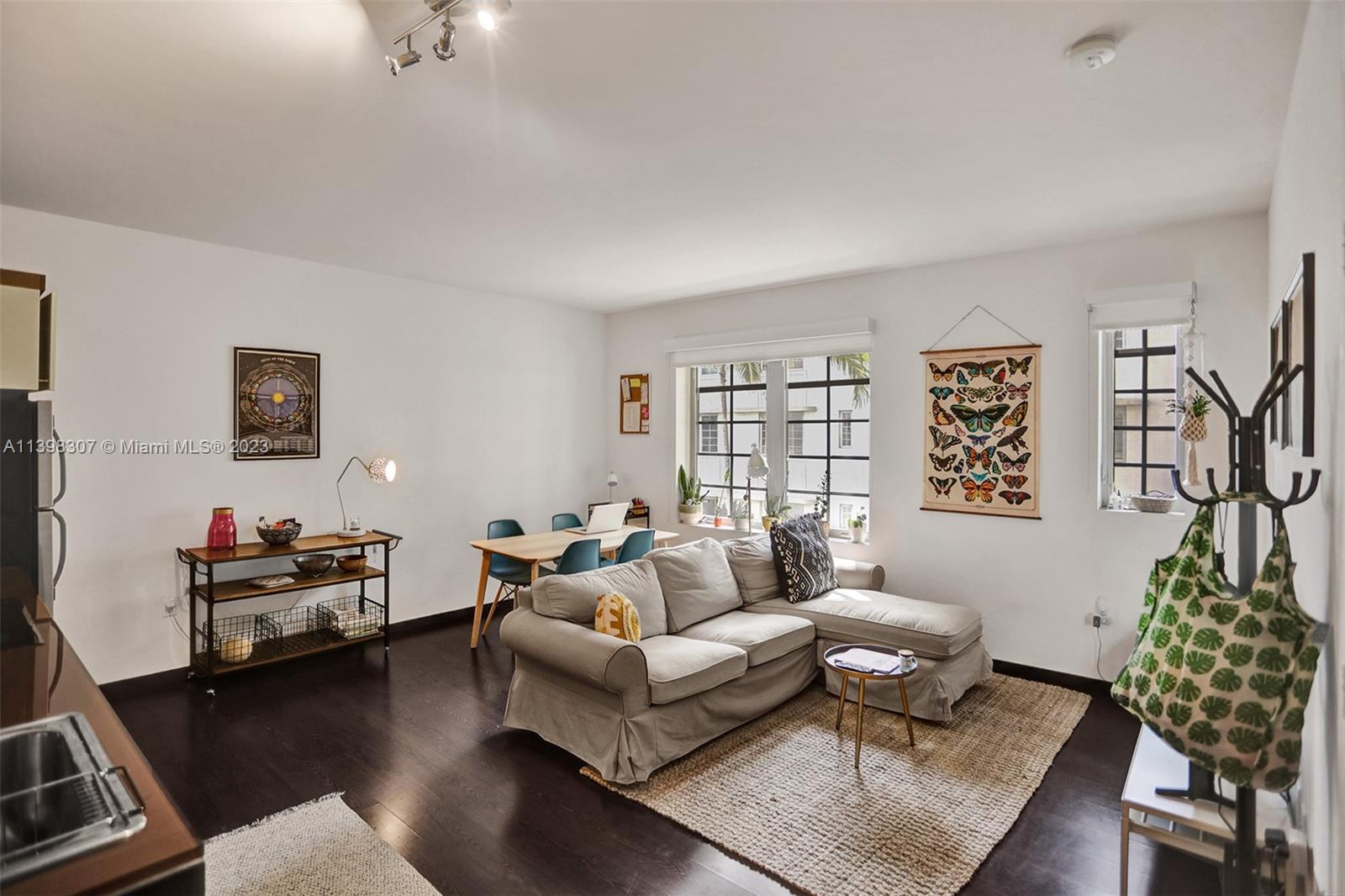 435 21st St Unit: 210