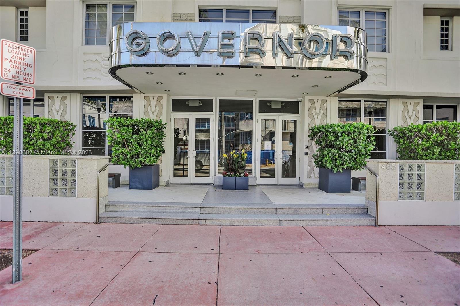 435 21st St Unit: 210