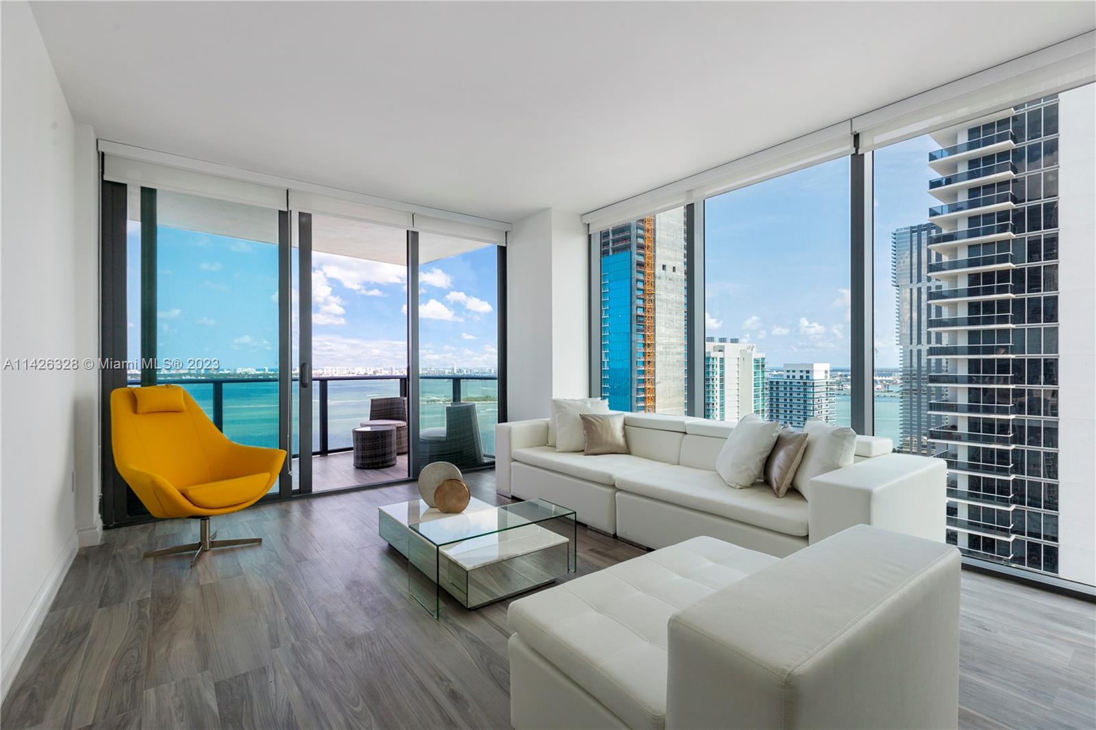 460 NE 28th St Unit: 2808
