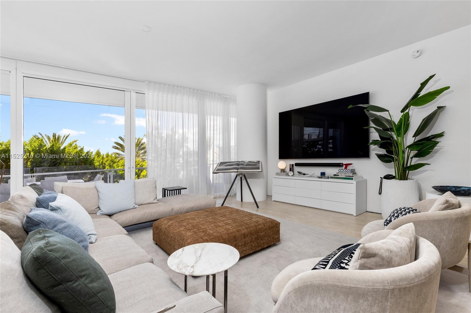 9111 Collins Ave # 322 Unit: N-322