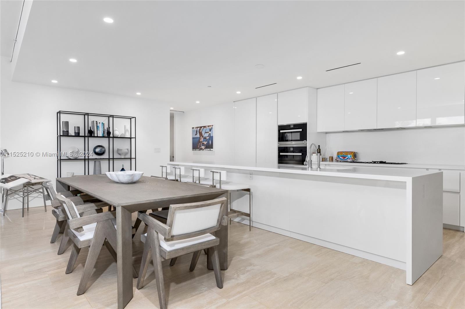 9111 Collins Ave # 322 Unit: N-322