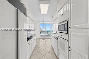 5025 Collins Ave # 1707