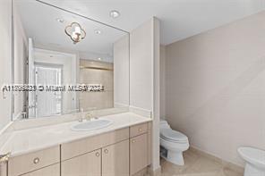 5025 Collins Ave # 1707