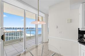 5025 Collins Ave # 1707