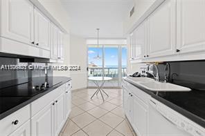 5025 Collins Ave # 1707