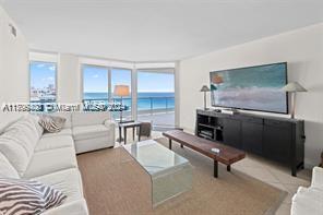 5025 Collins Ave # 1707