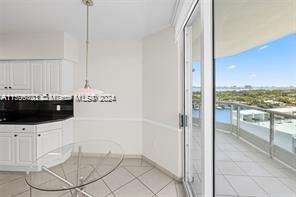 5025 Collins Ave # 1707