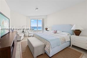 5025 Collins Ave # 1707