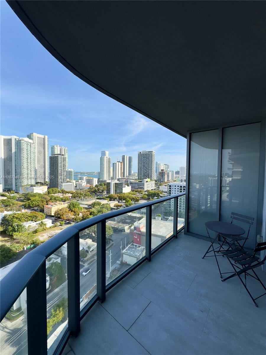 121 NE 34th St # 2006A, Miami Unit: 2006A