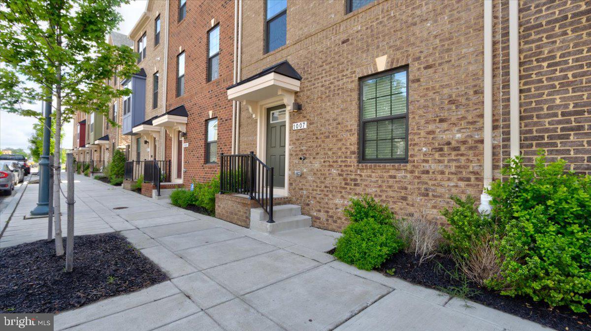 1007 Rutland Ave