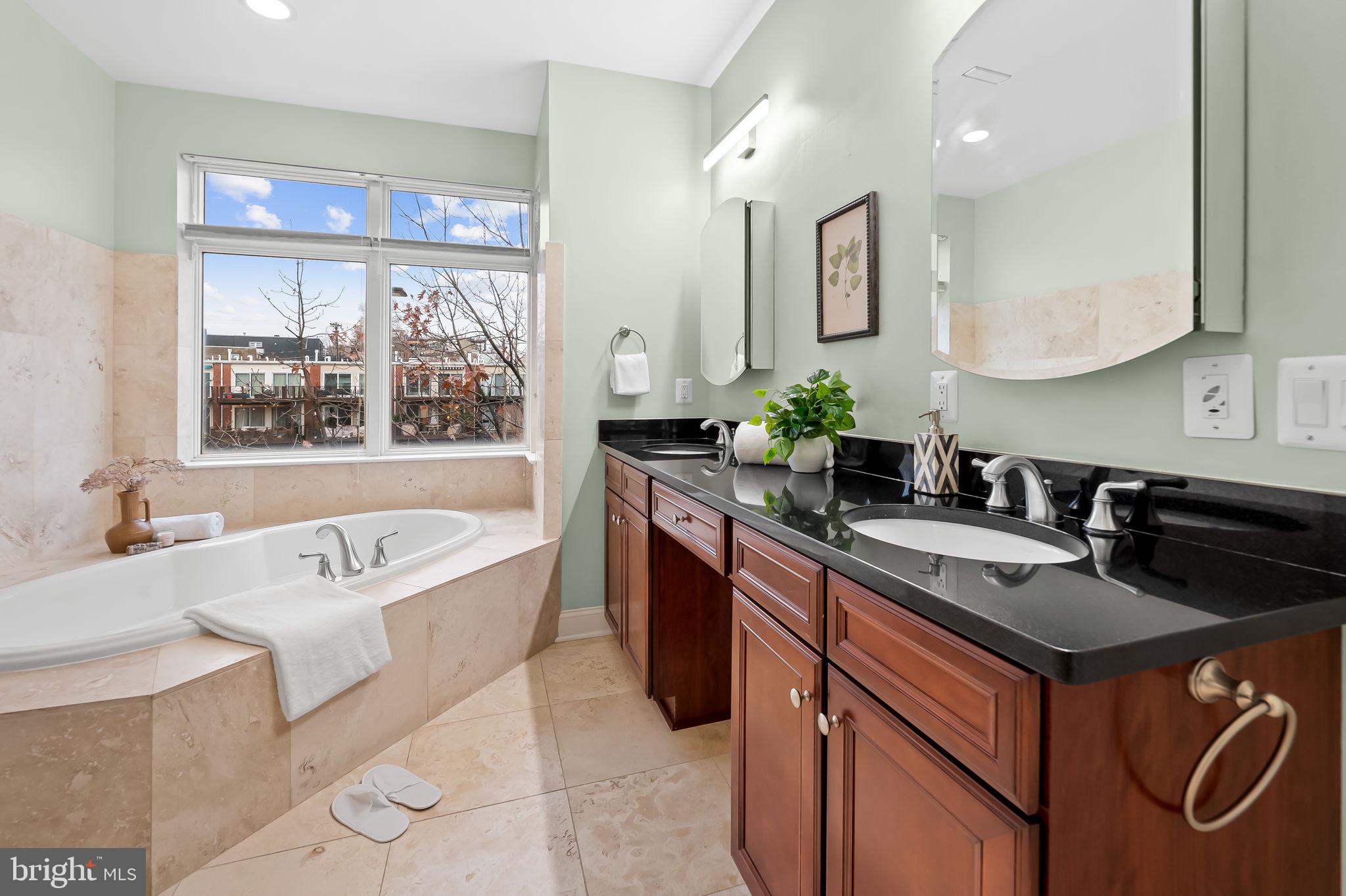 1024 Pier Pointe Lndg #107