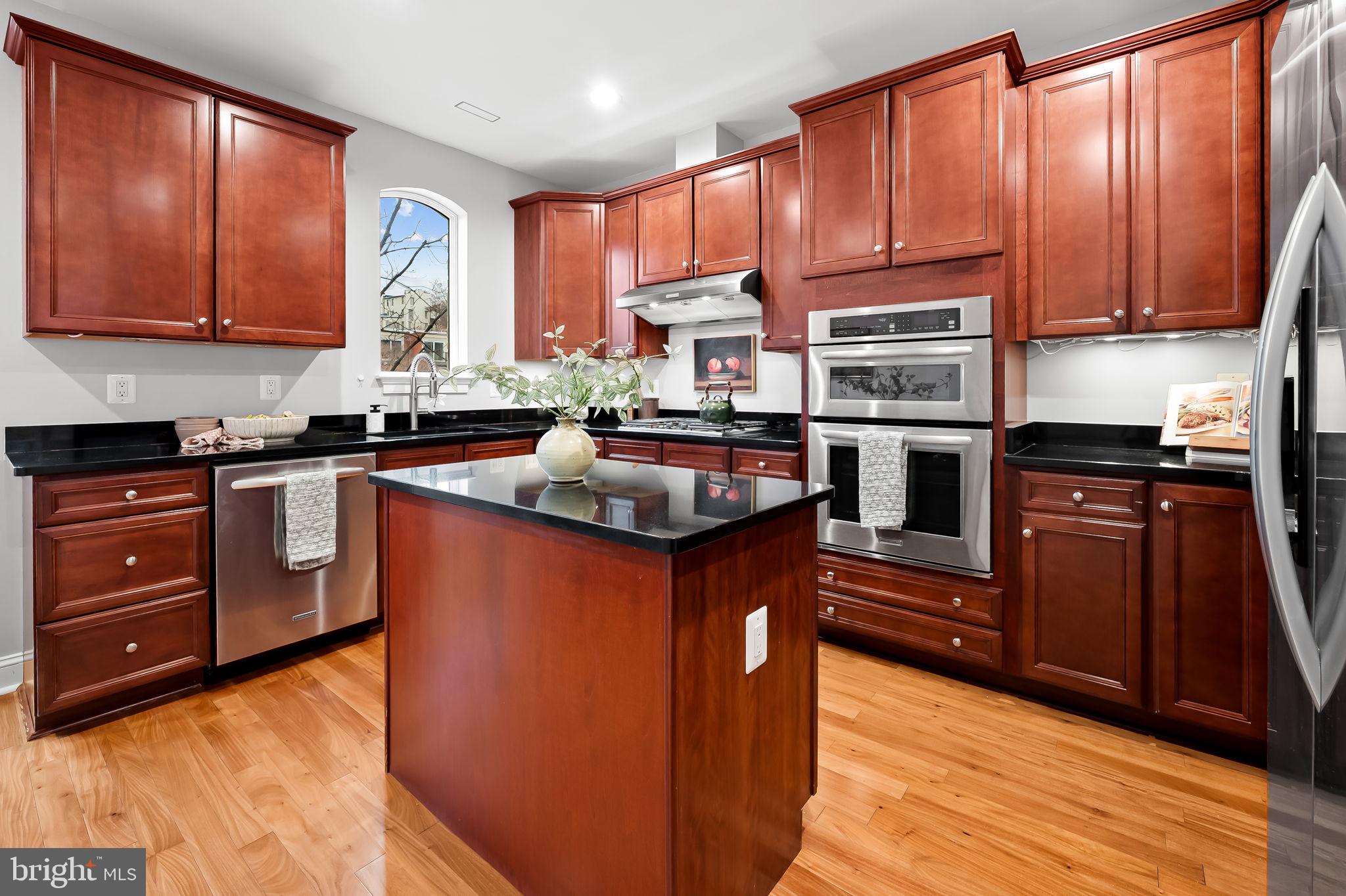 1024 Pier Pointe Lndg #107