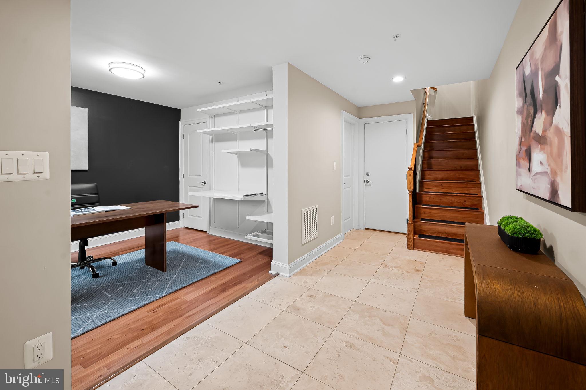 1024 Pier Pointe Lndg #107