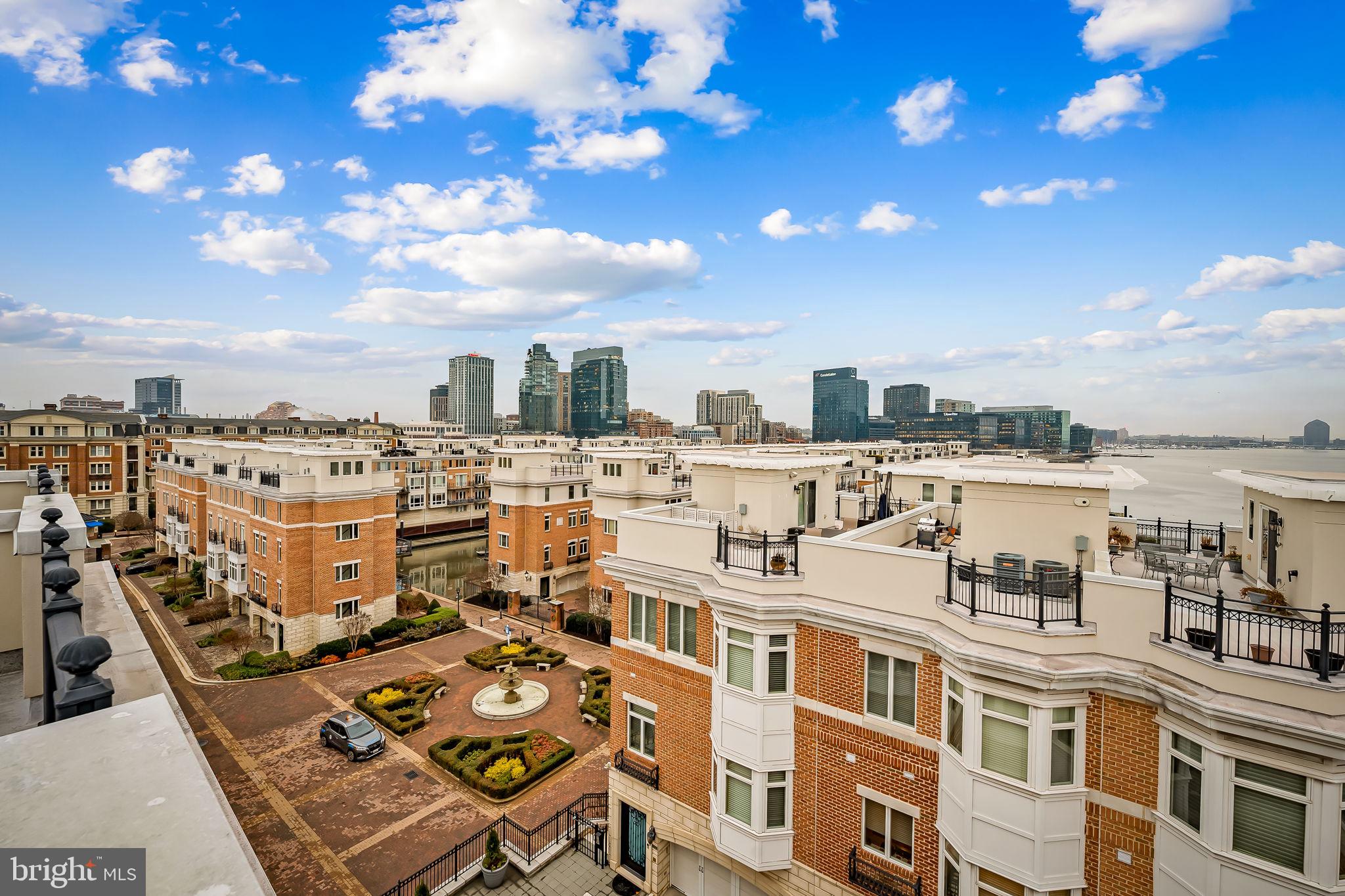 1024 Pier Pointe Lndg #107