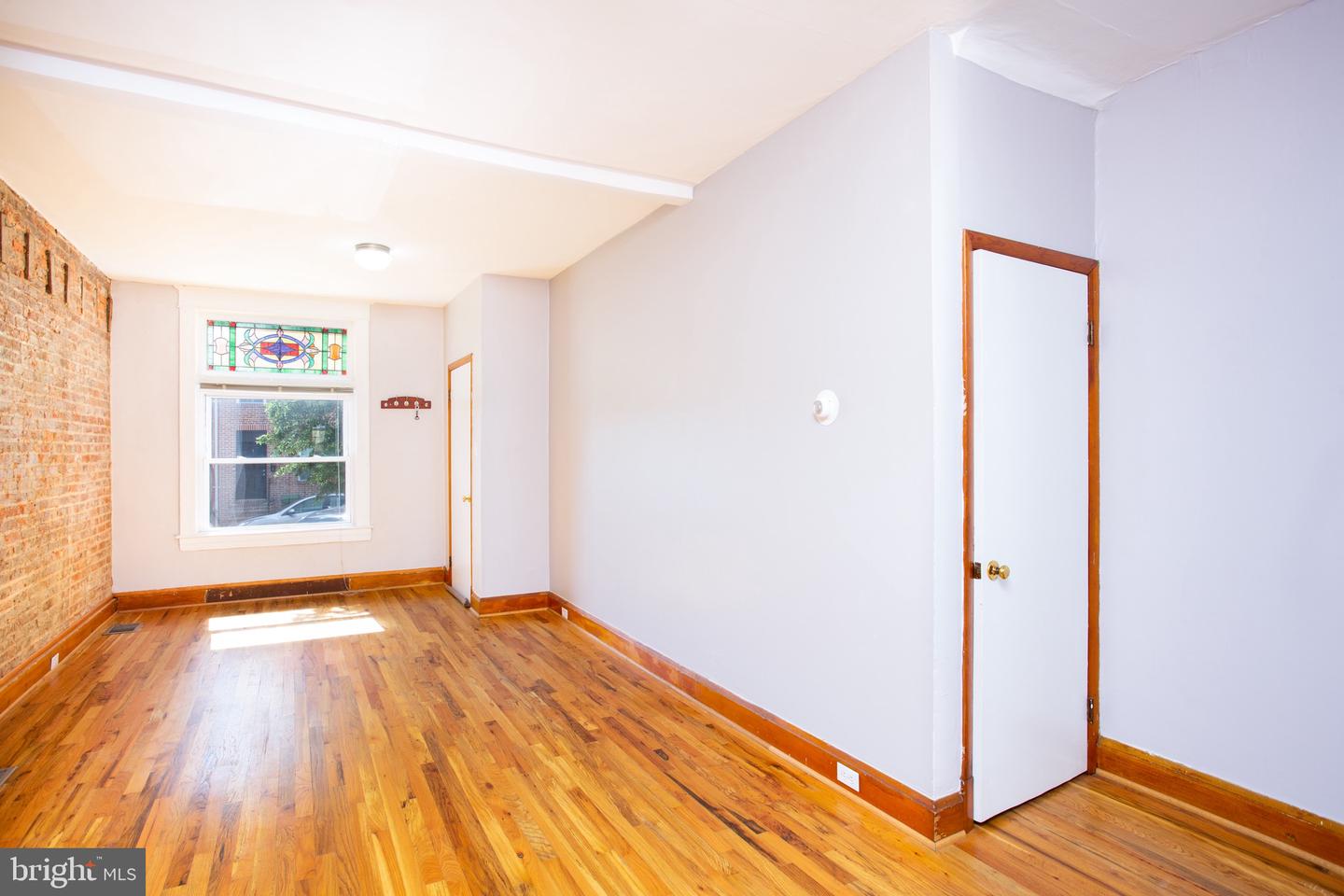 639 S MONTFORD AVE #1