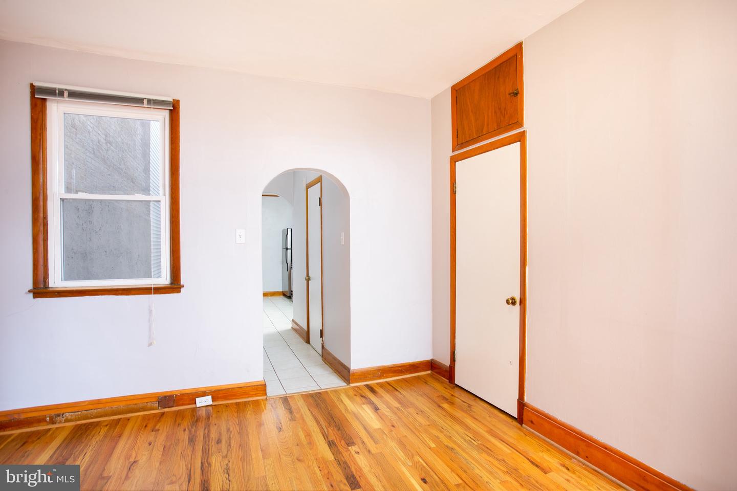 639 S MONTFORD AVE #1