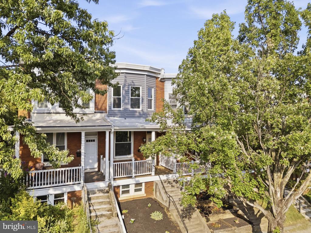 4119 FALLS ROAD