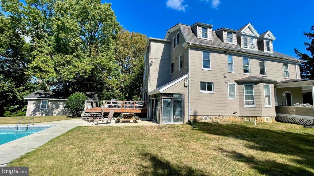 17 N BEAUMONT AVENUE
