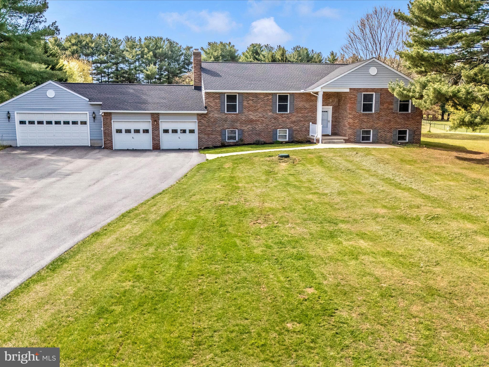 870 River Rd