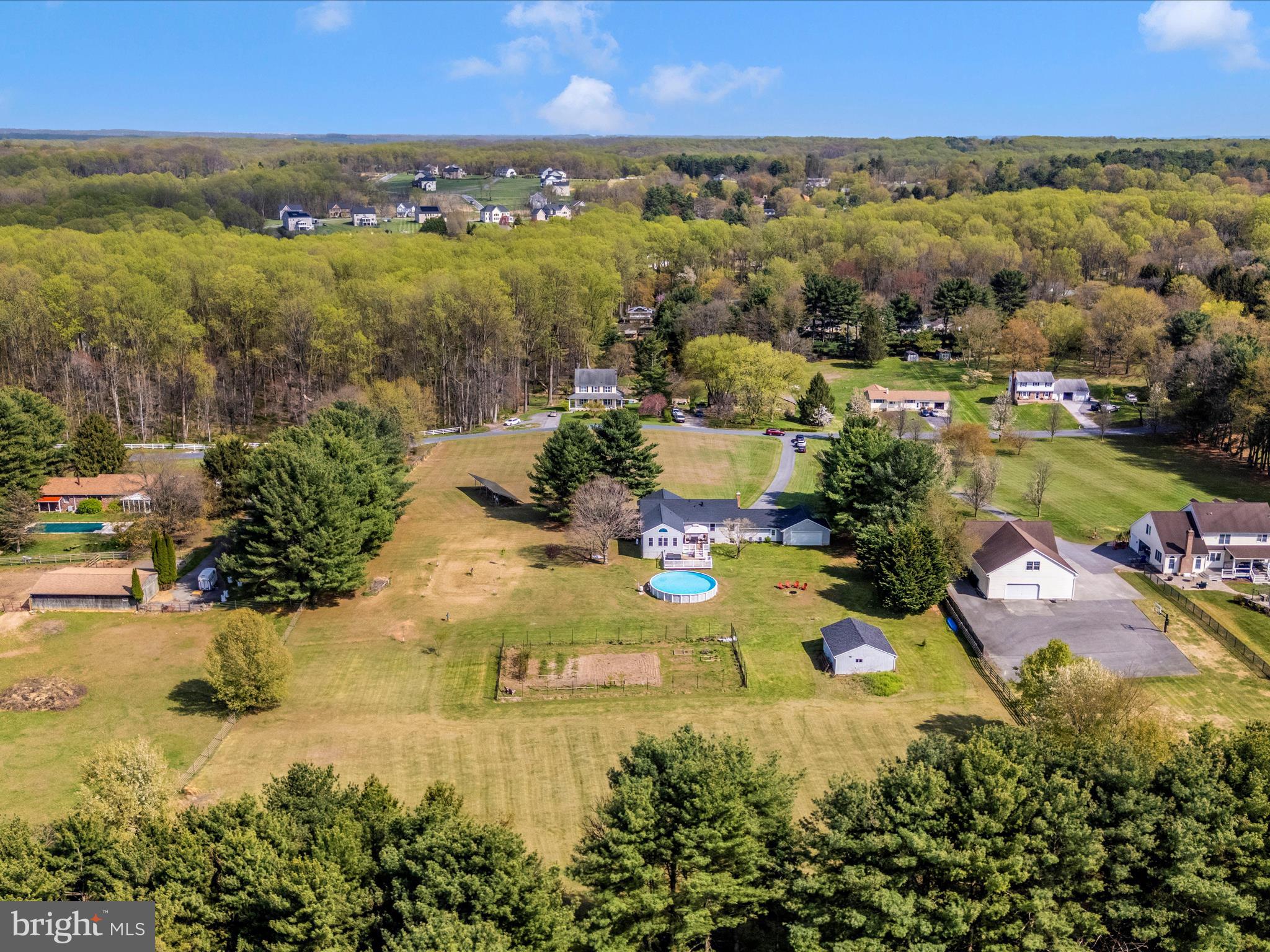870 River Rd