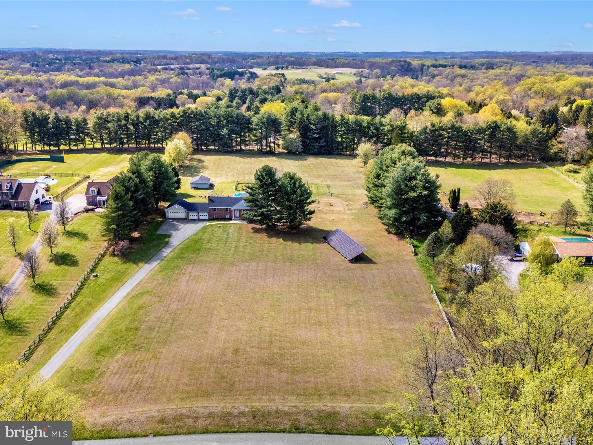 870 River Rd