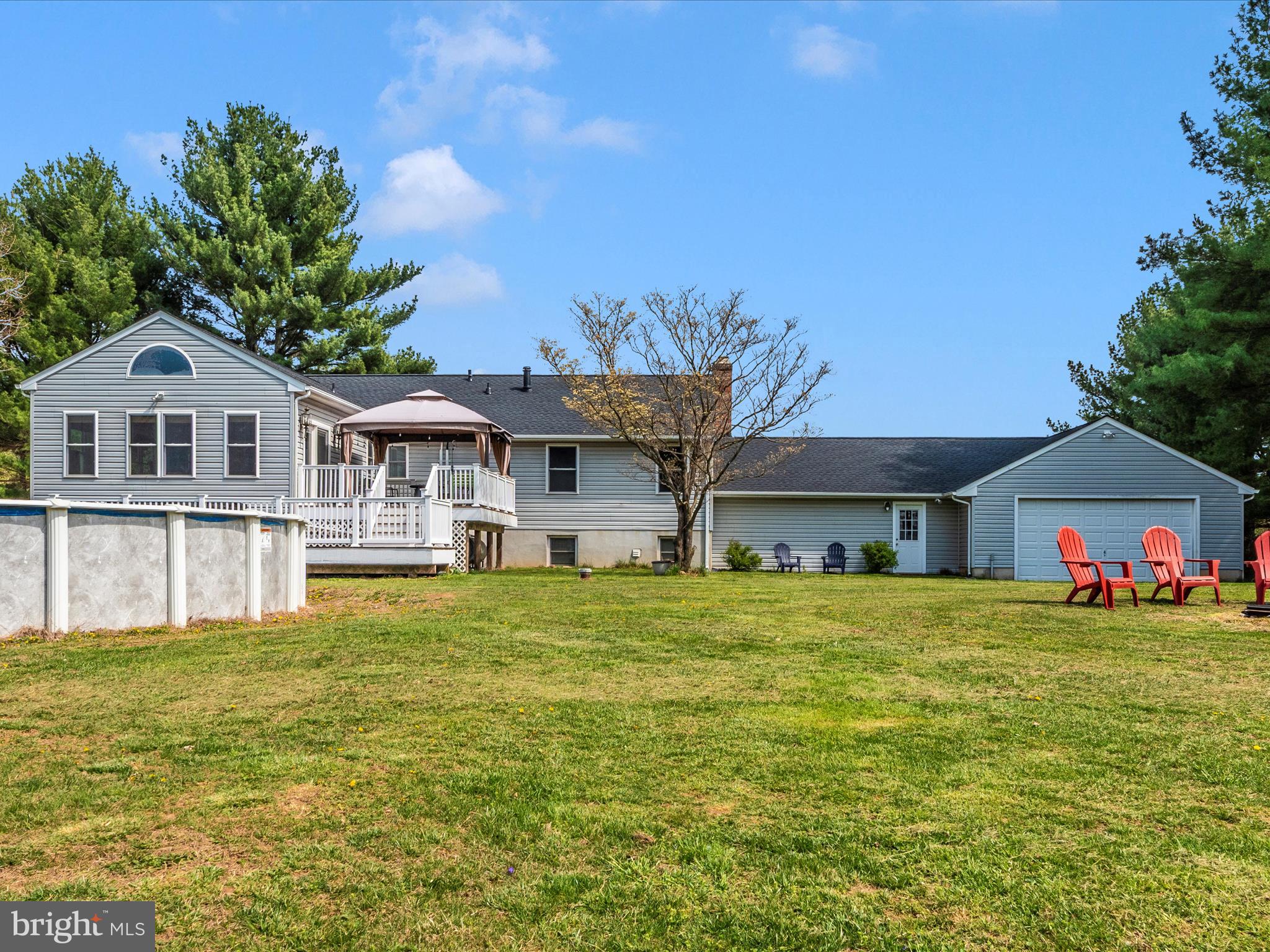 870 River Rd