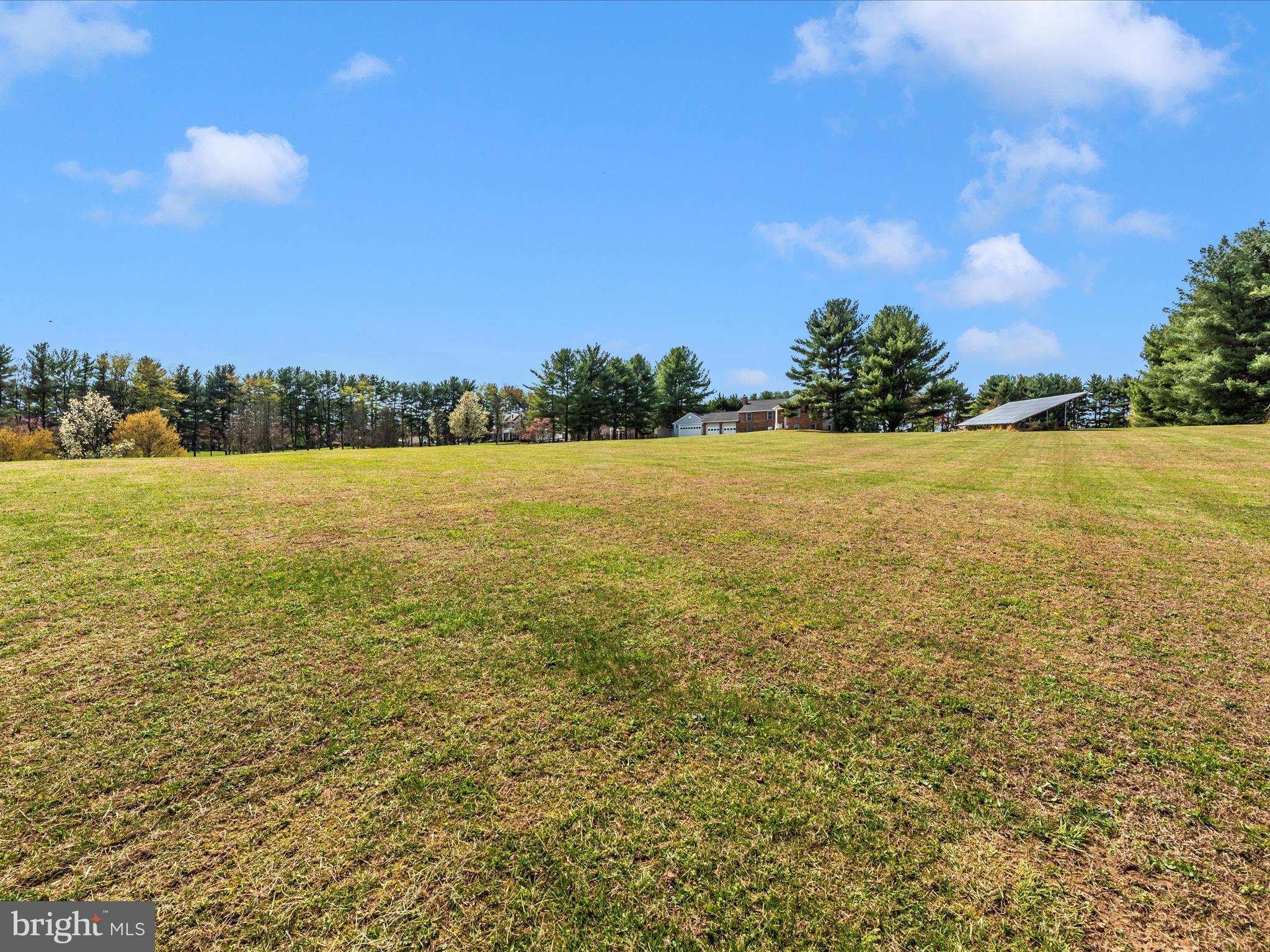870 River Rd