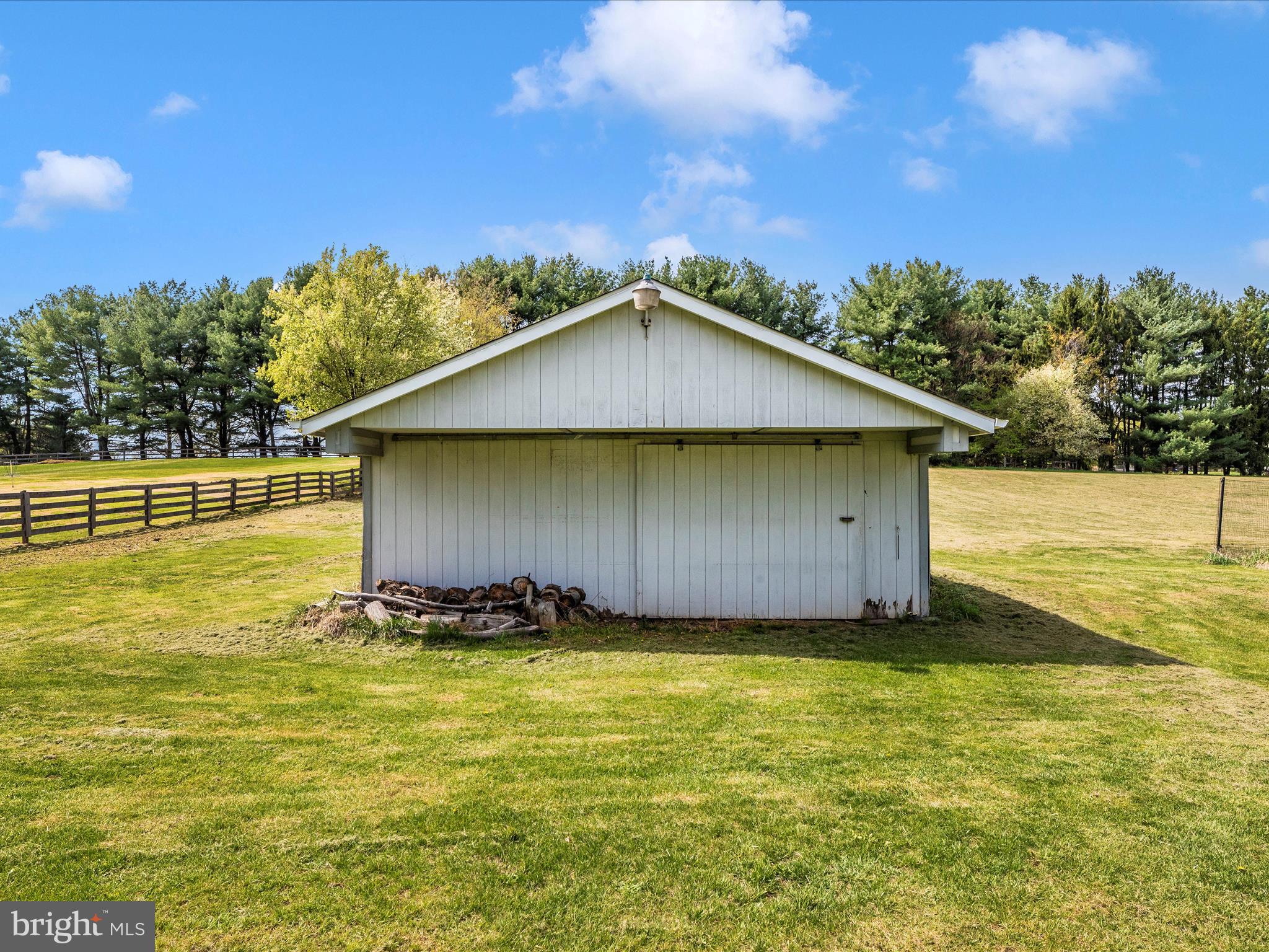 870 River Rd