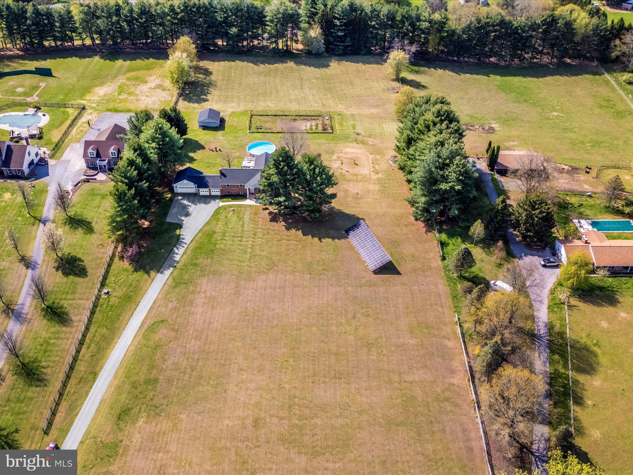 870 River Rd