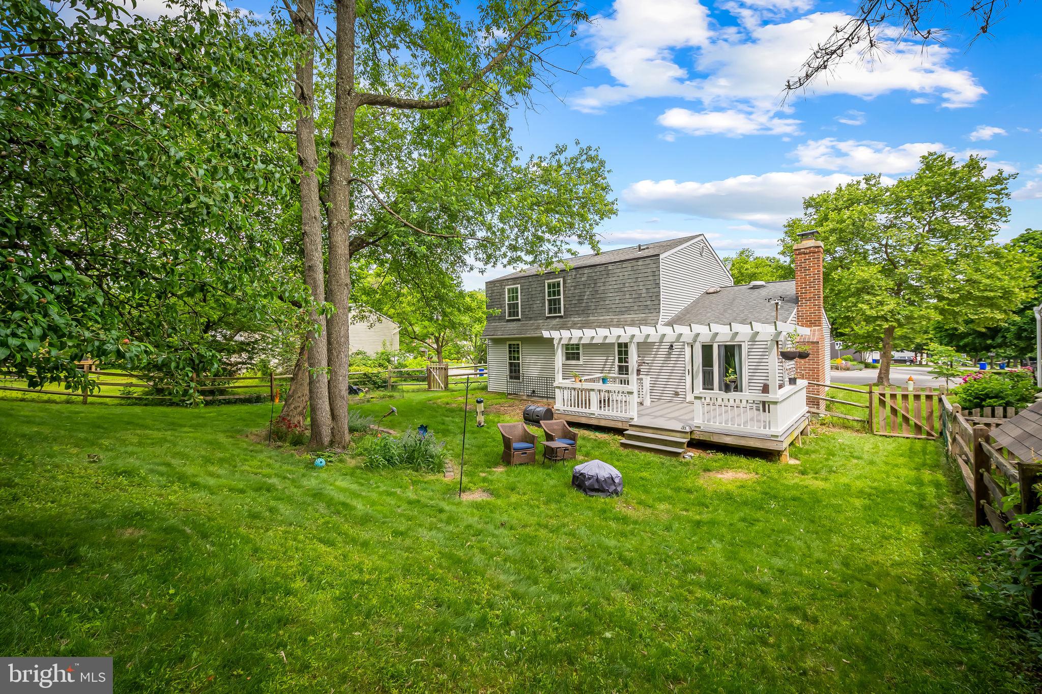 8691 Hayshed Ln