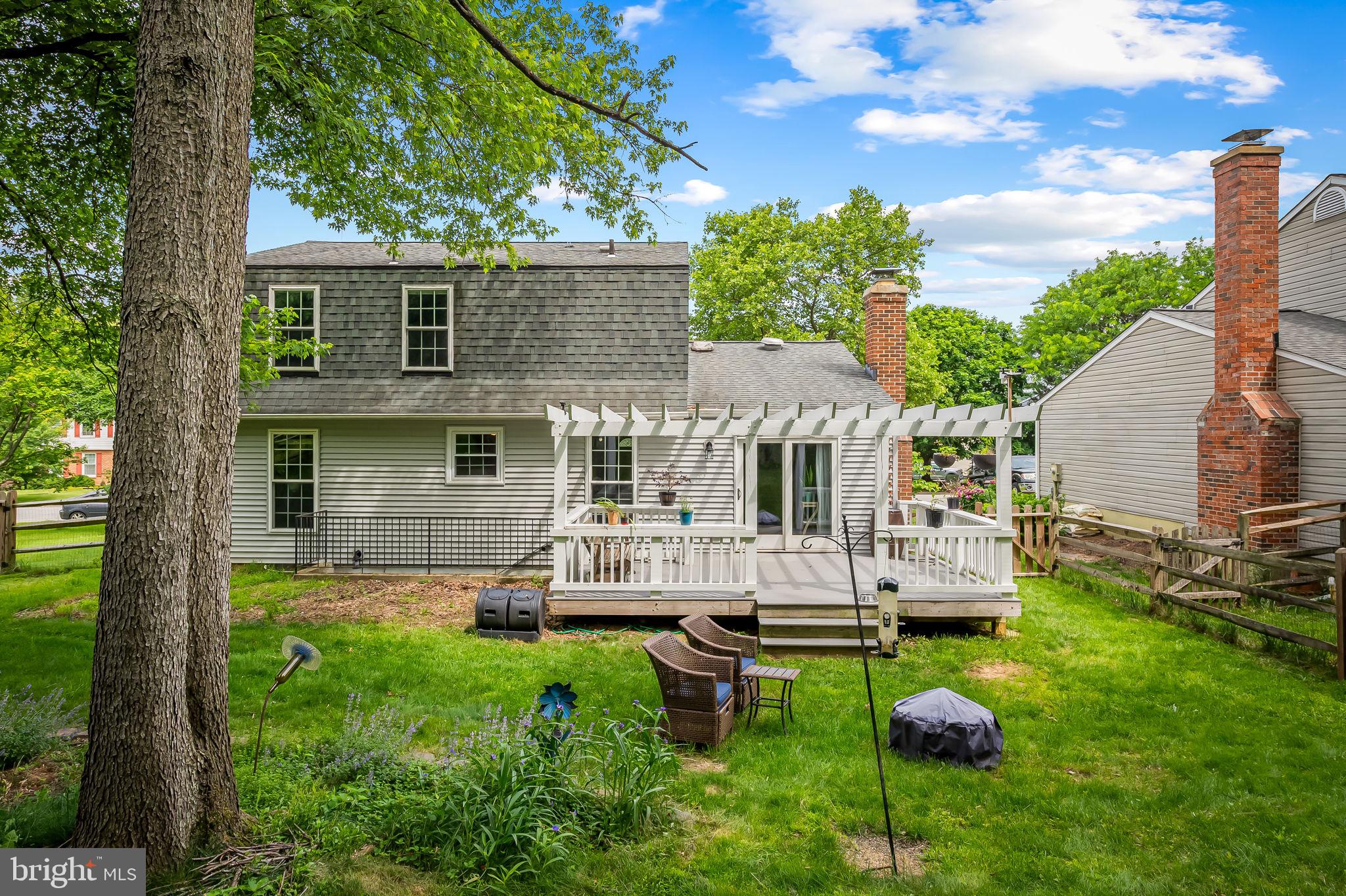 8691 Hayshed Ln