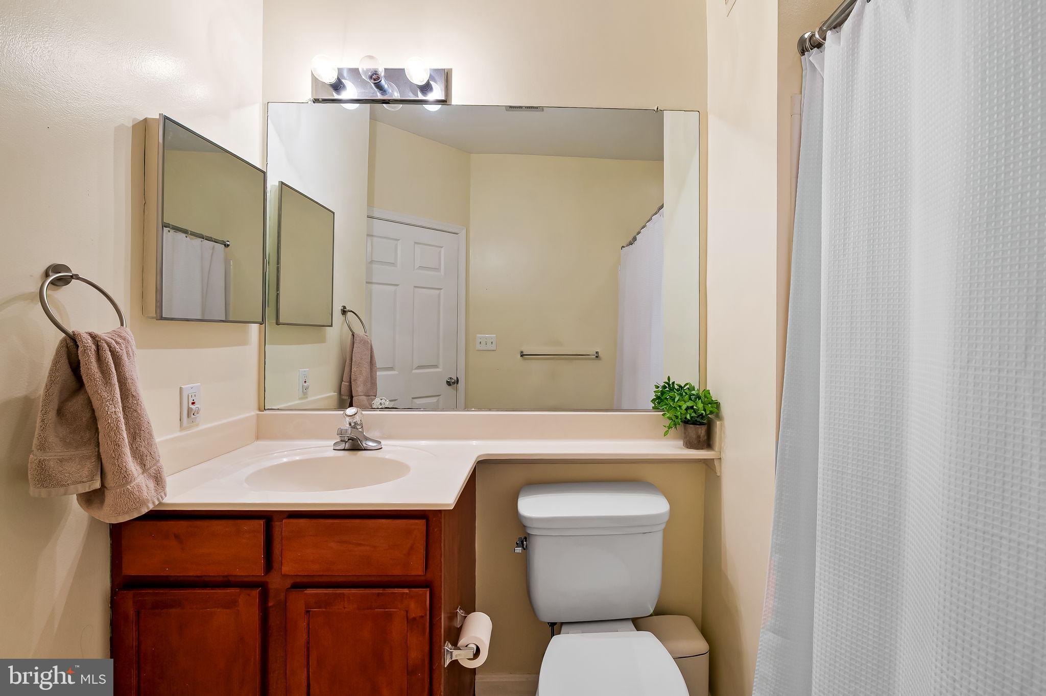 110 Watkins Pond Blvd #1-202
