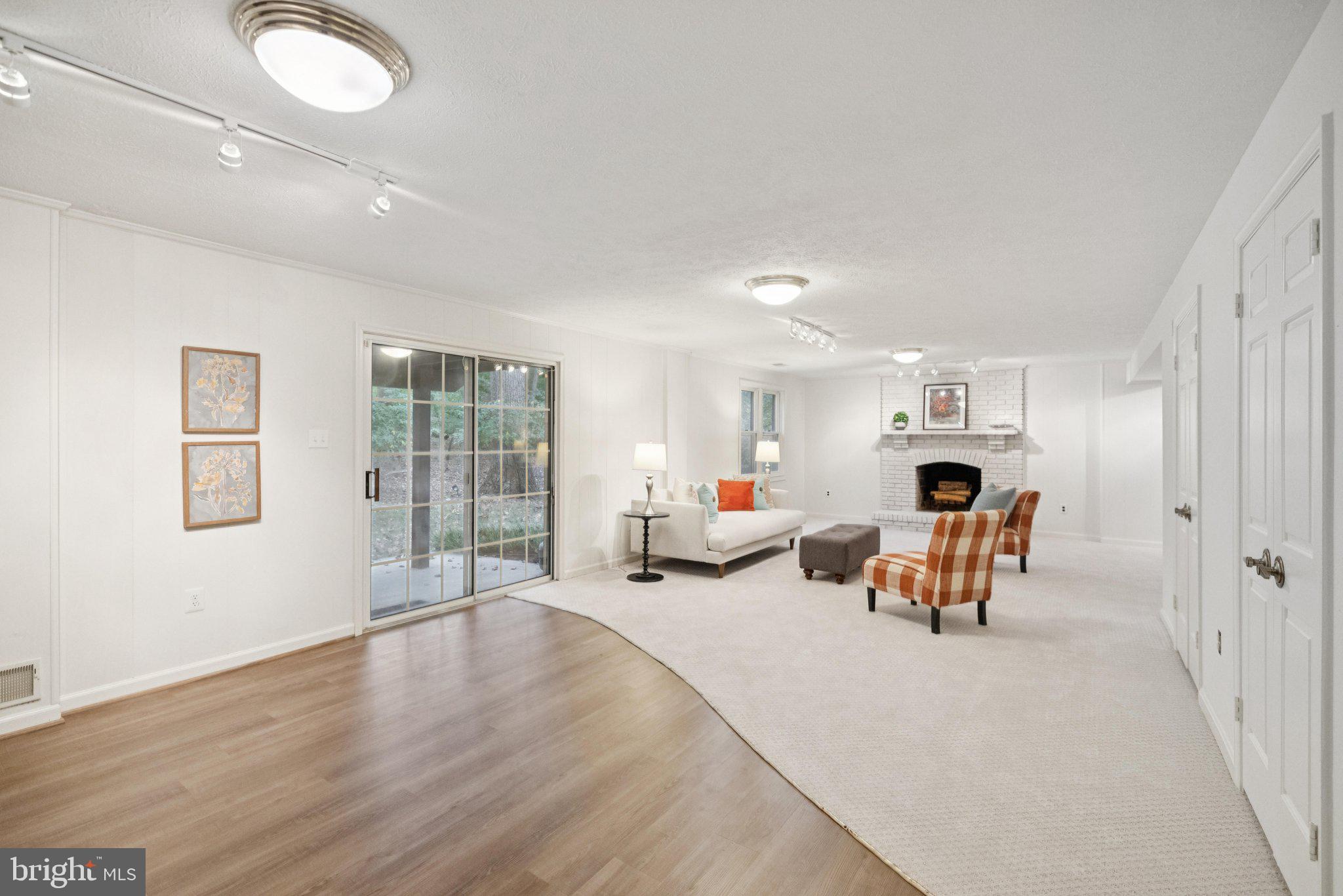 12204 GALESVILLE DRIVE