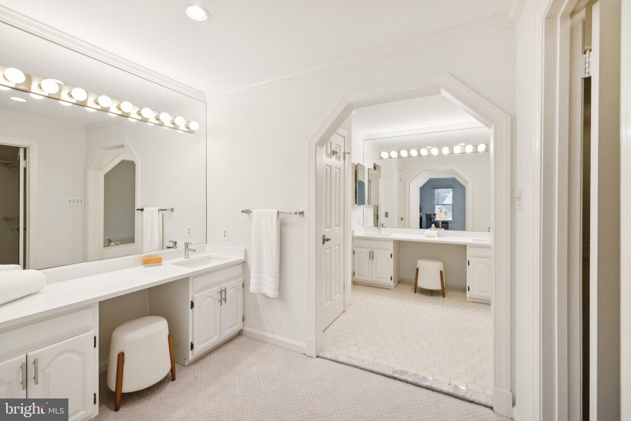 12204 GALESVILLE DRIVE