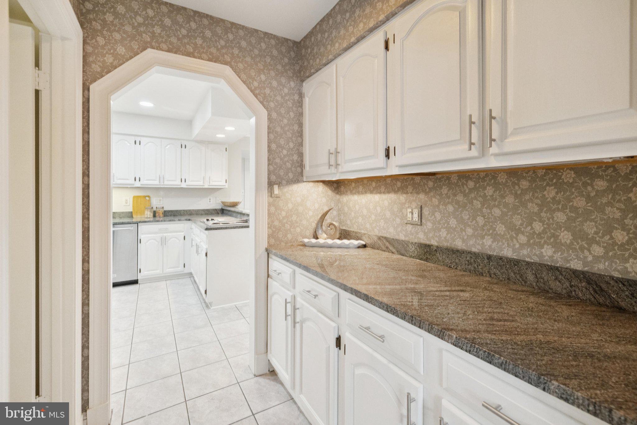 12204 GALESVILLE DRIVE