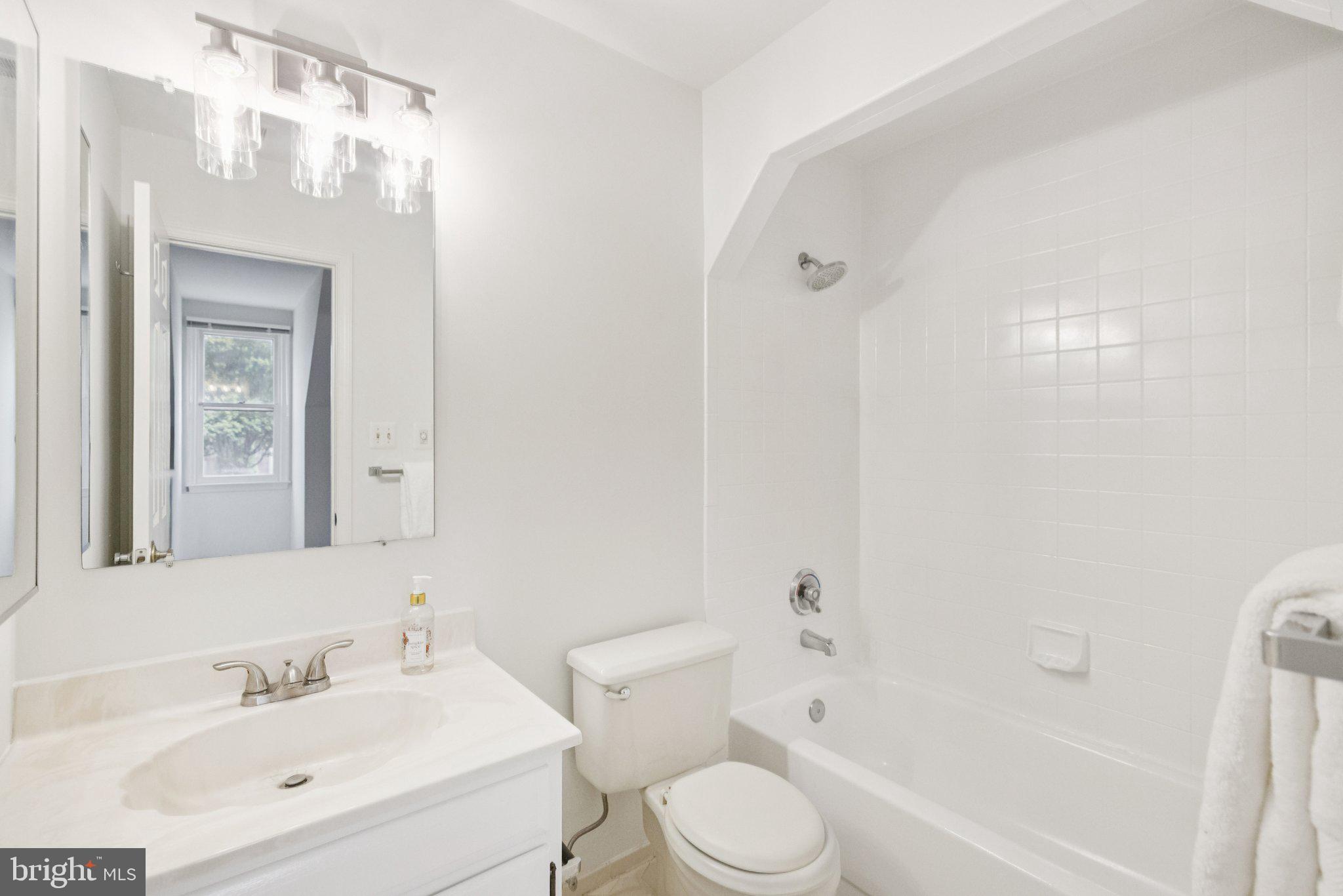 12204 GALESVILLE DRIVE