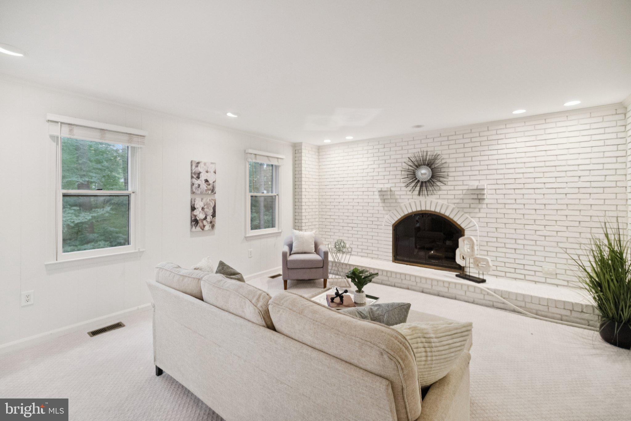 12204 GALESVILLE DRIVE