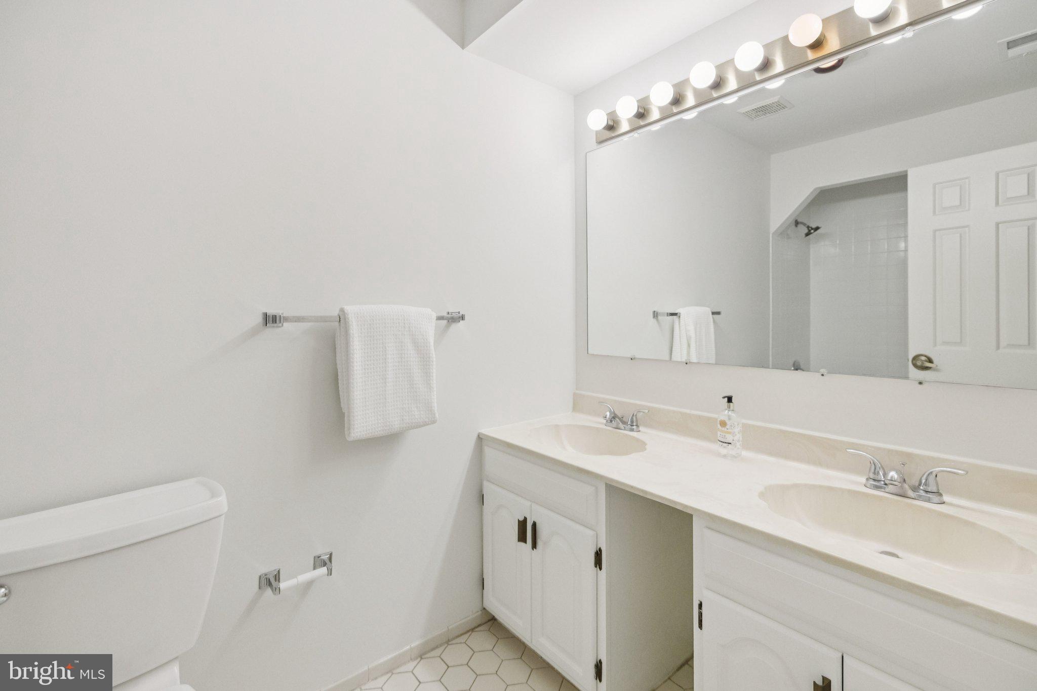 12204 GALESVILLE DRIVE