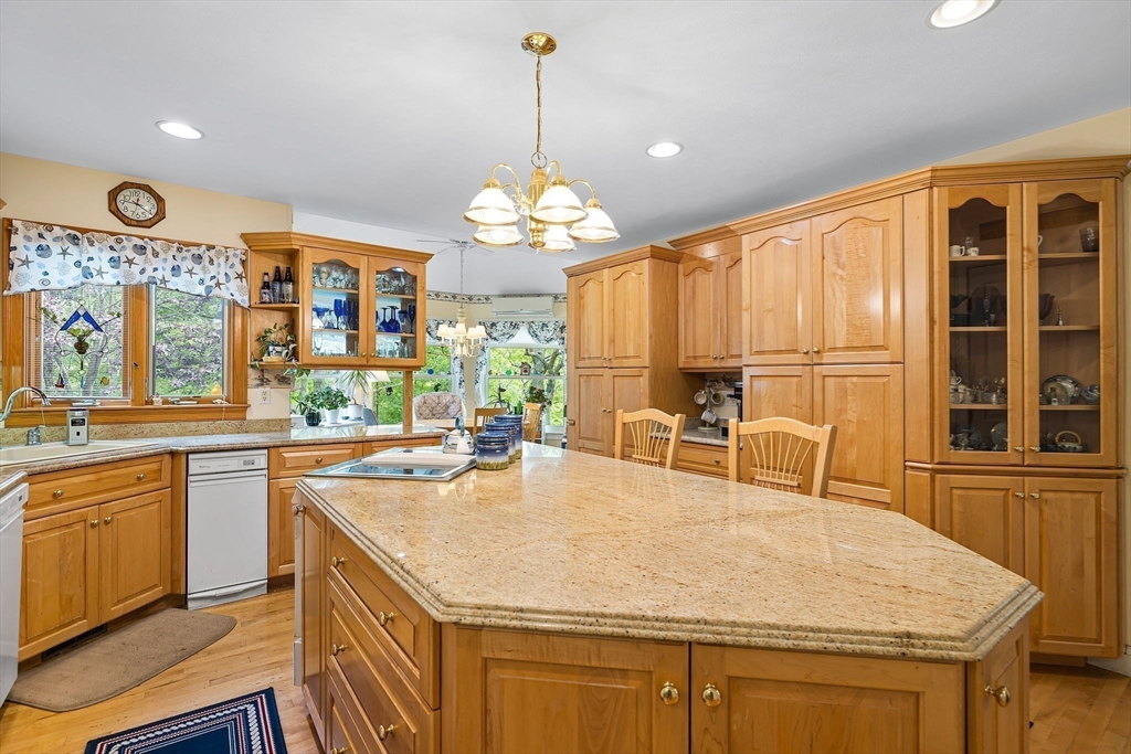 112 Saddleback Ln