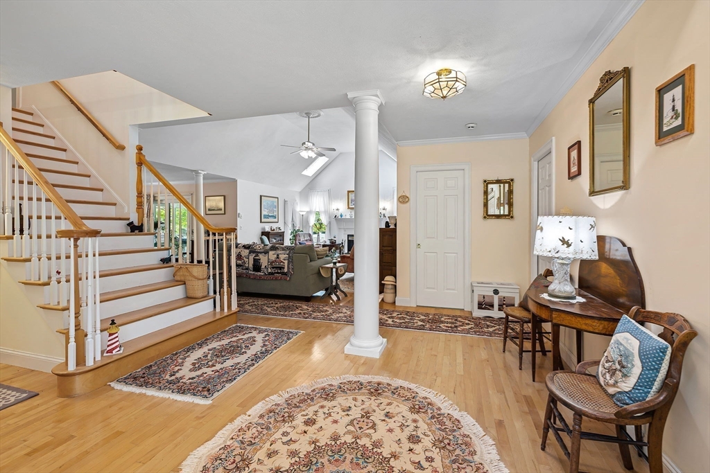 112 Saddleback Ln