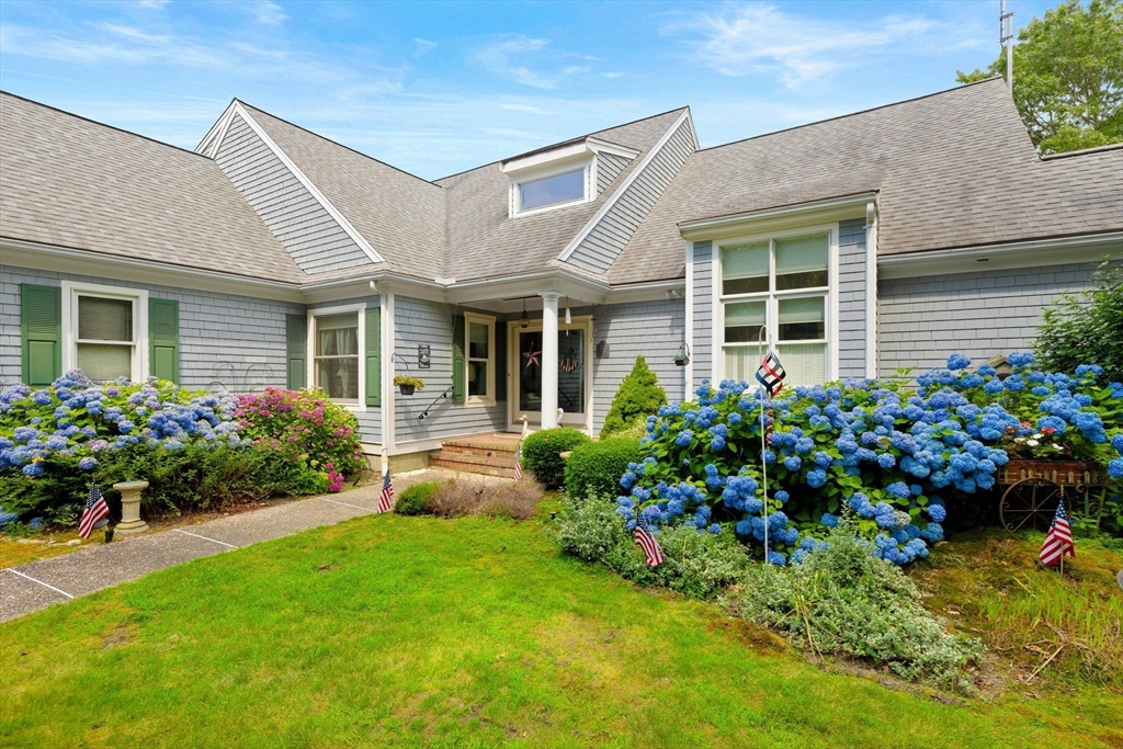 112 Saddleback Ln